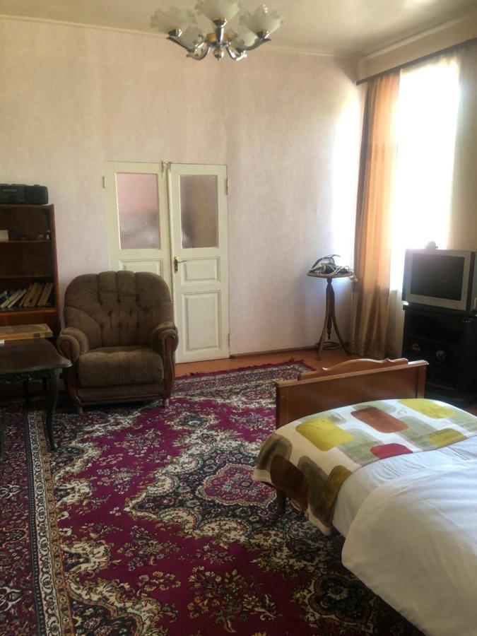 L&A Guest House Goris Bagian luar foto